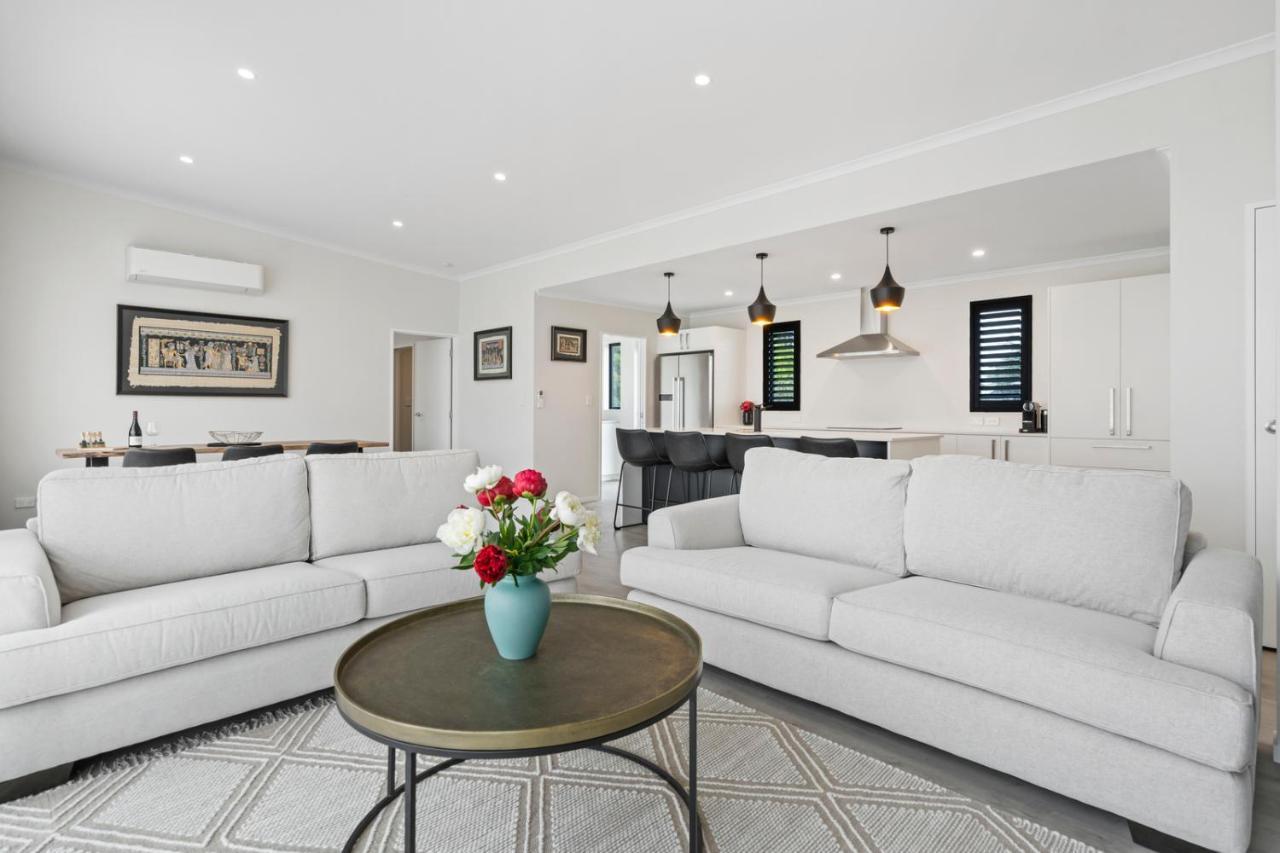Pride Of Pinot - Martinborough Holiday Home Luaran gambar